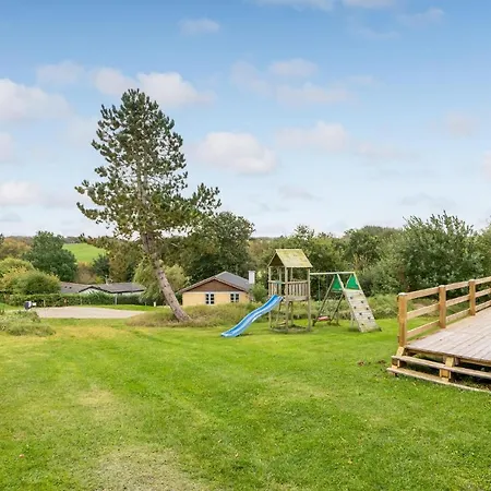 Amazing In With House A Panoramic View *